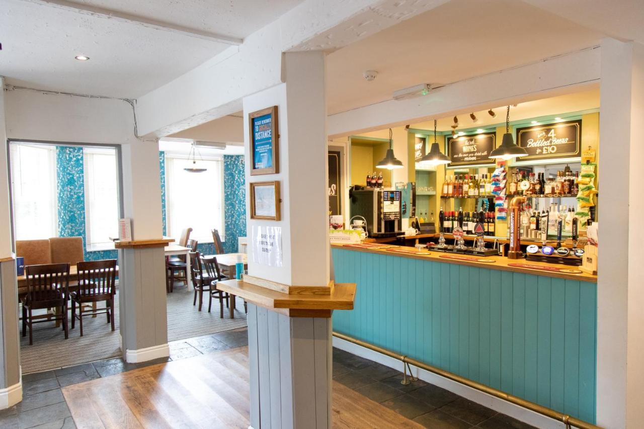 The Unicorn Inn Newton Solney Exterior foto
